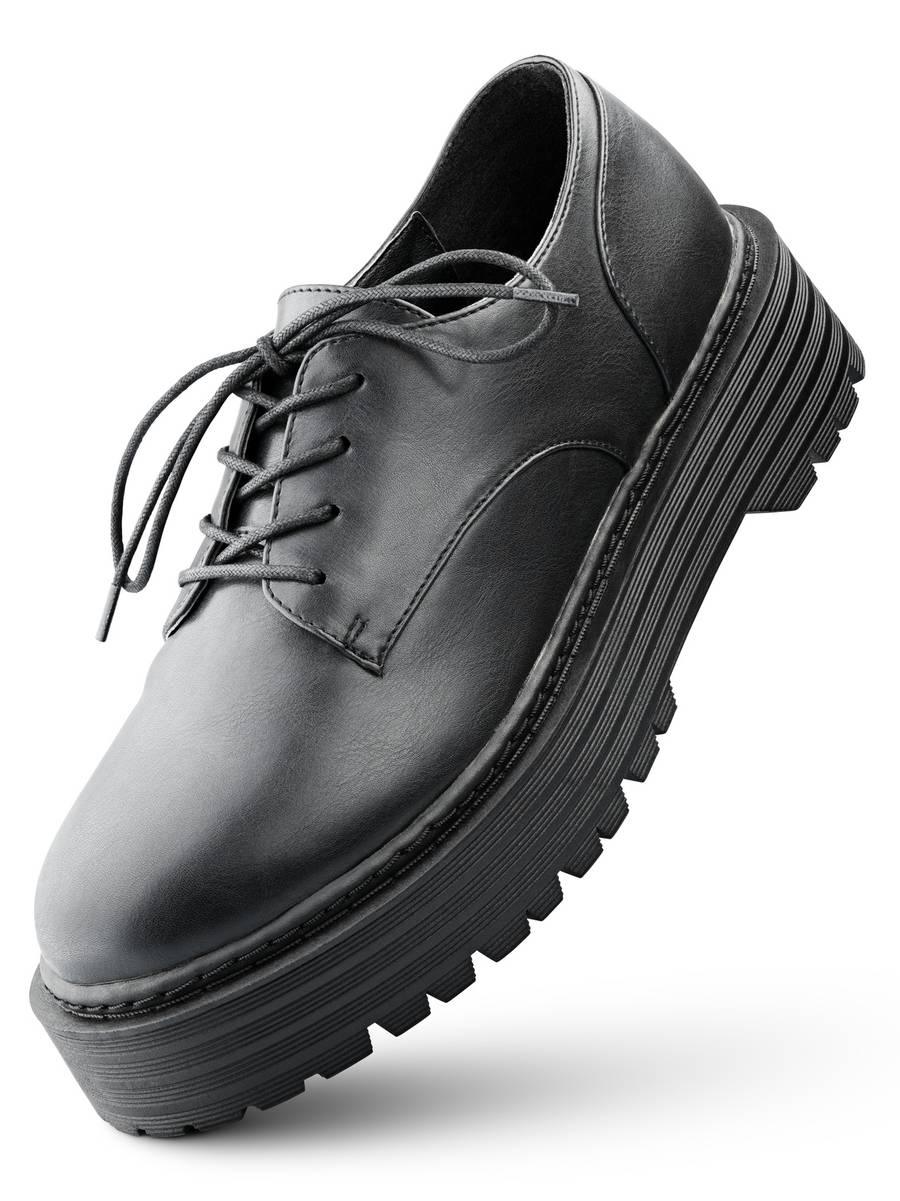 Lug-Sole Derby